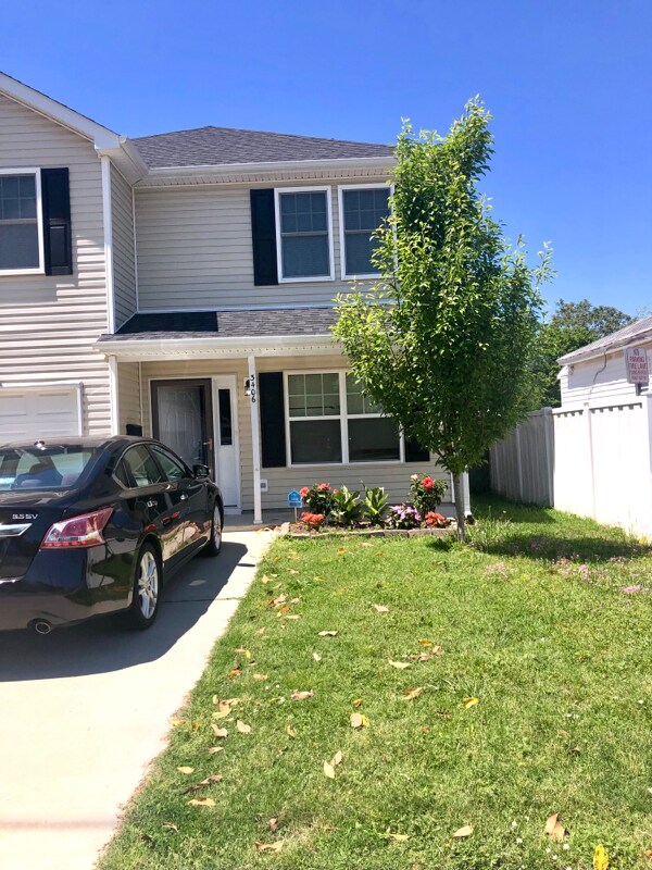 Building Photo - 3406 Bainbridge Blvd