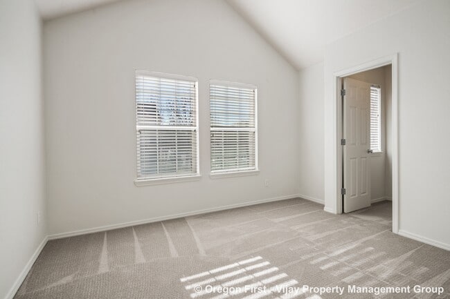 Building Photo - 17097 SW Glen Park Ct