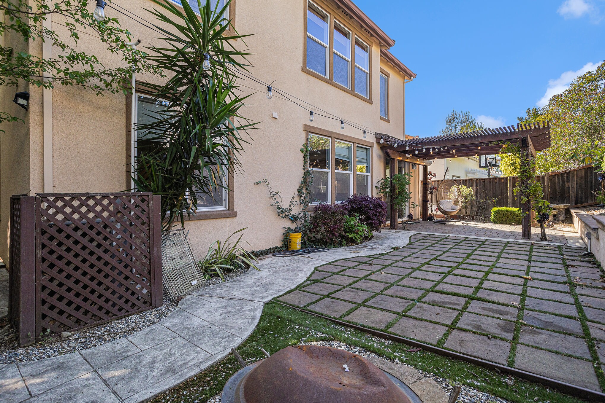 Building Photo - 2580 Harlow Ln