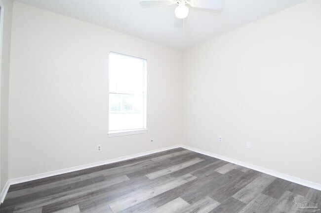 Building Photo - 8126 Crystal Wells Pl