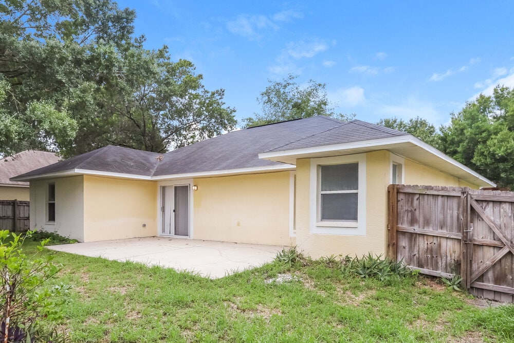 Building Photo - 5910 Erhardt Dr