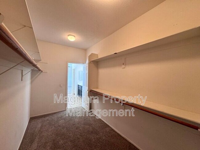 Building Photo - 33021 Adelante St