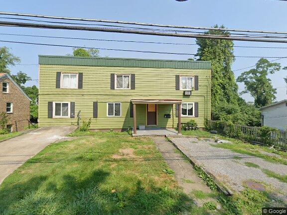 Building Photo - 833 Monongalia Ave