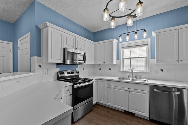 Building Photo - 4028 Mackinac Island Ln
