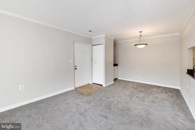 Building Photo - 8205 Whispering Oaks Way