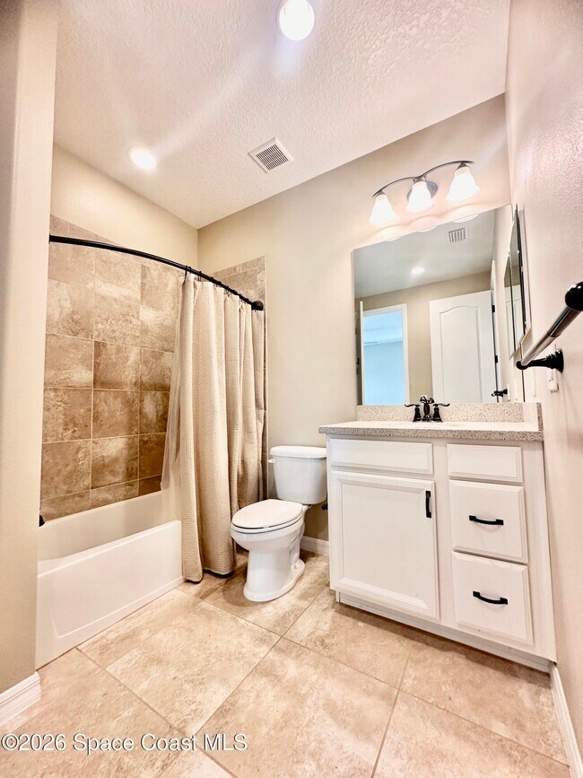 Building Photo - 8880 Napolo Dr