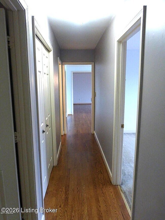 Building Photo - 2311 Fallsview Rd