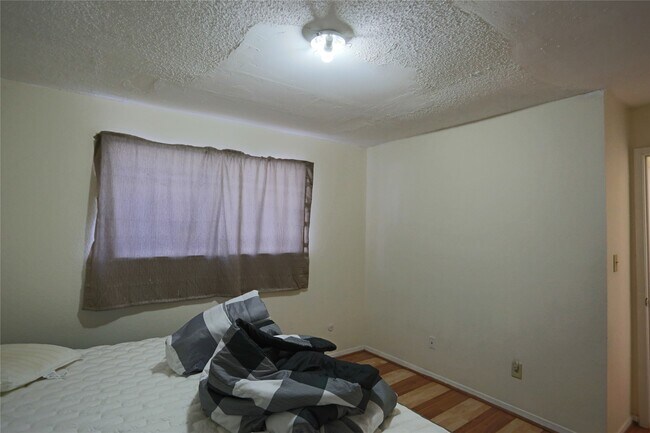 Building Photo - 6214 Grandvale Dr