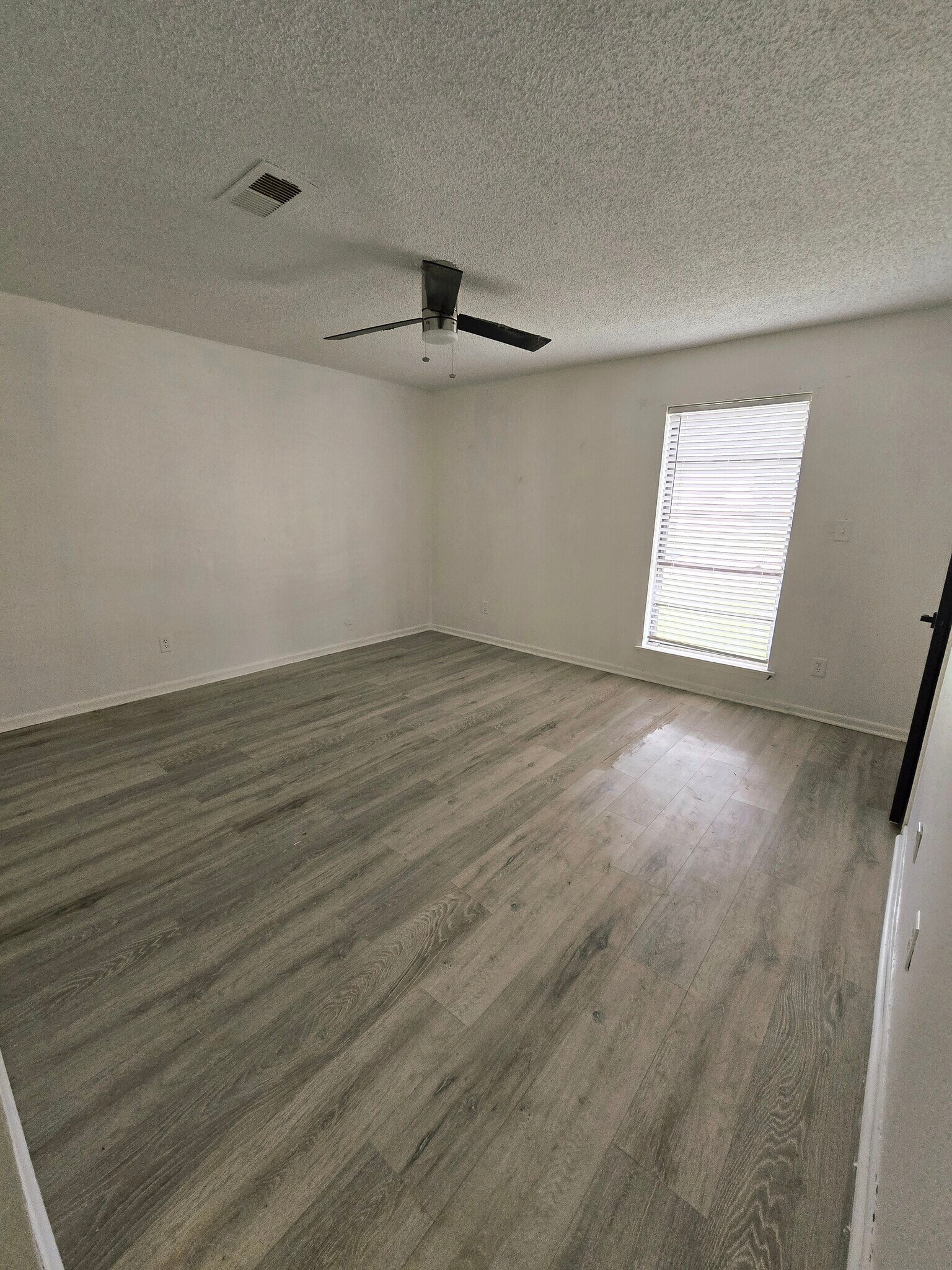 Building Photo - 2215 Gontier Dr