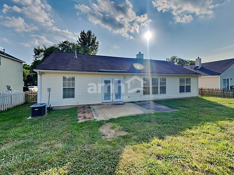 Building Photo - 1092 Chapel Creek Rd SW