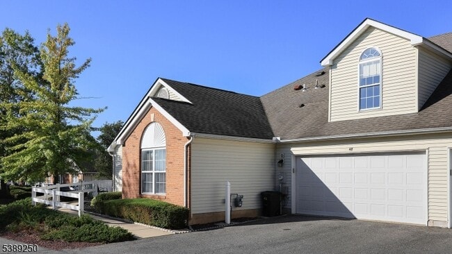 Building Photo - 42 Chandler Ct