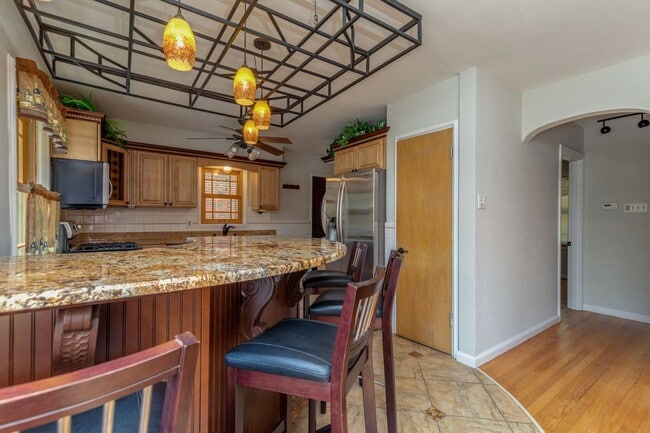 Building Photo - 2BD/2BATH Rockhill Home!