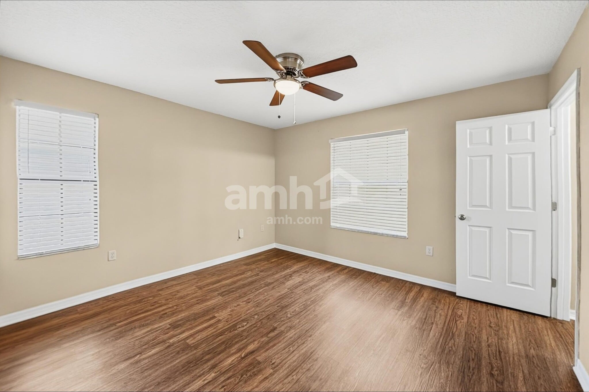 Building Photo - 4975 Marsh Harbor Dr