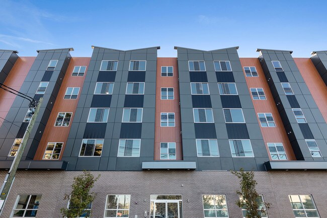 Building Photo - 39 Cornelison
