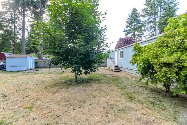 Building Photo - Updated 2 bedroom manufactured home on lar...
