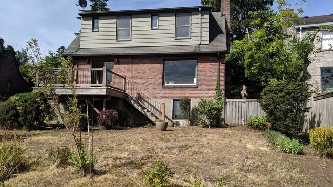 Building Photo - Stylish Tudor house with 3-bed, 2.5-bath, 1 office for rent in North Queen Ann