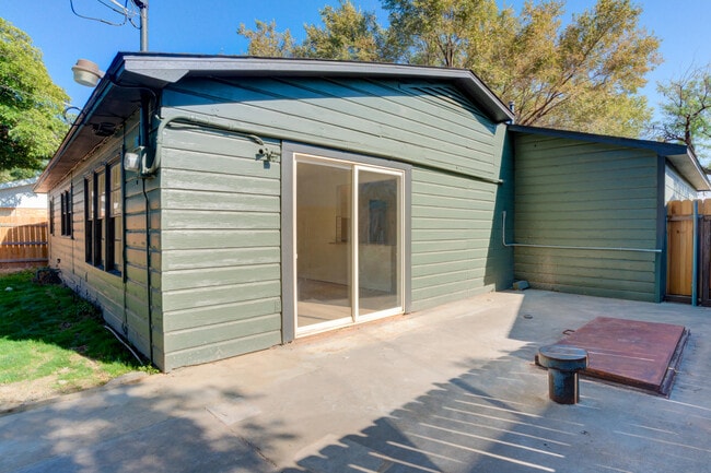 Building Photo - 4008 26th St