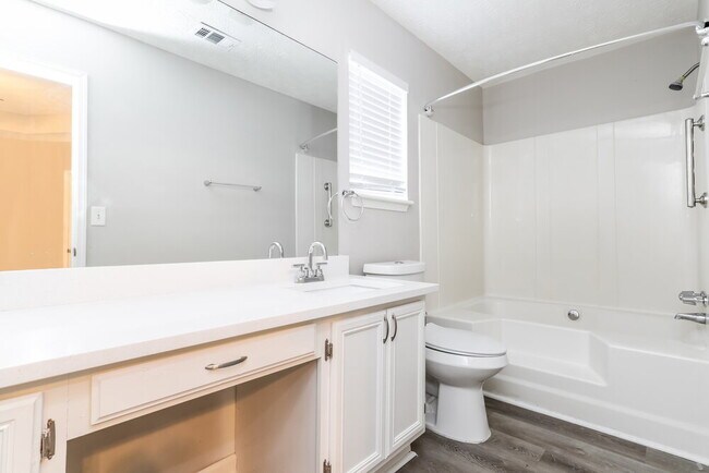 Building Photo - 692 Fair Harbor Dr