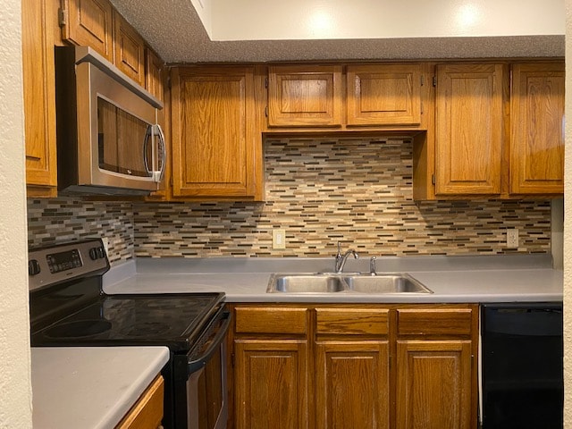 Building Photo - 2300 Bamboo Dr