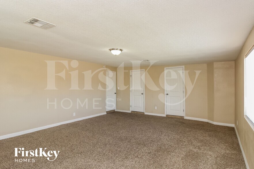 Building Photo - 5119 Margo Dr