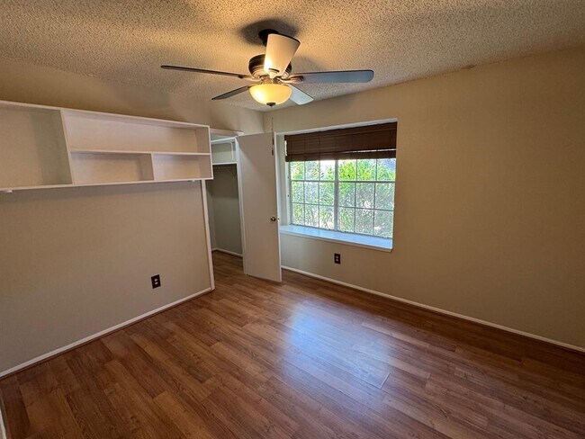 Building Photo - 9001 Jesse James Dr
