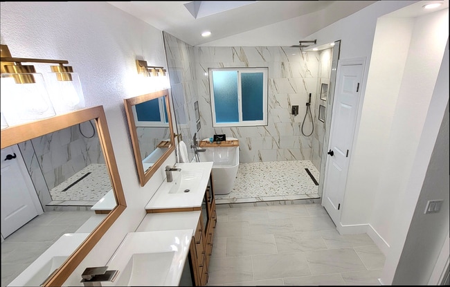 Building Photo - 4108 Falling Leaf Ct