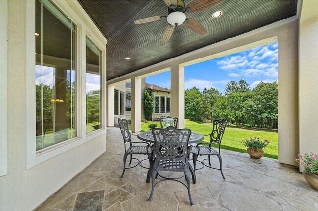 Building Photo - 19182 Grandview Point