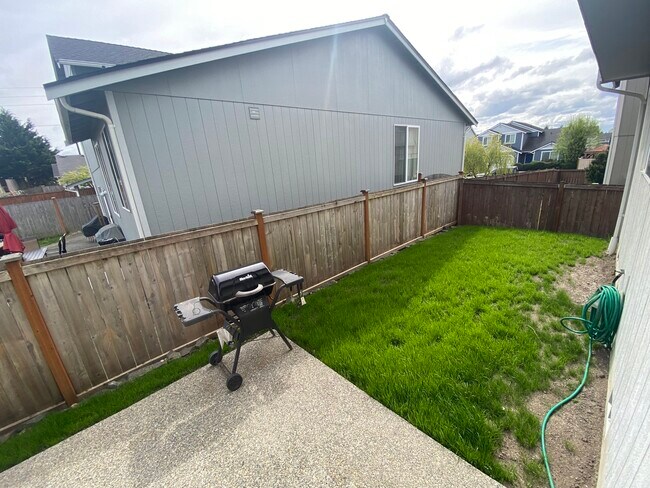 Backyard - 9010 174th Street Ct E