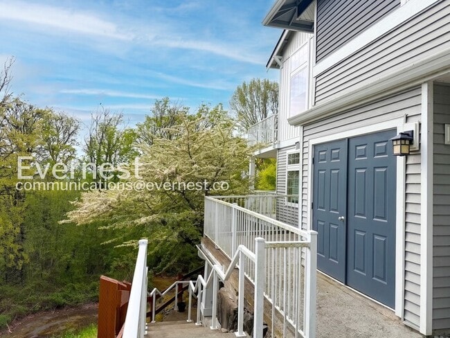 Building Photo - 4001 S 211th Pl