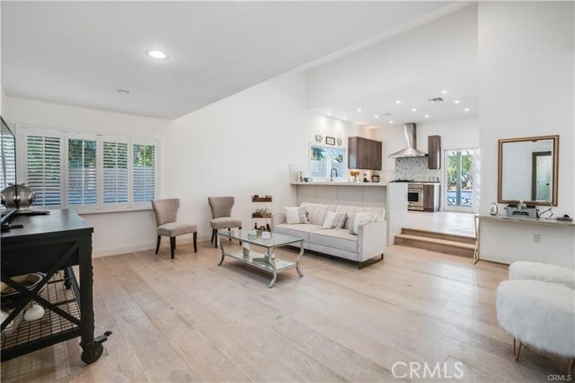 Building Photo - 23760 Oakfield Rd