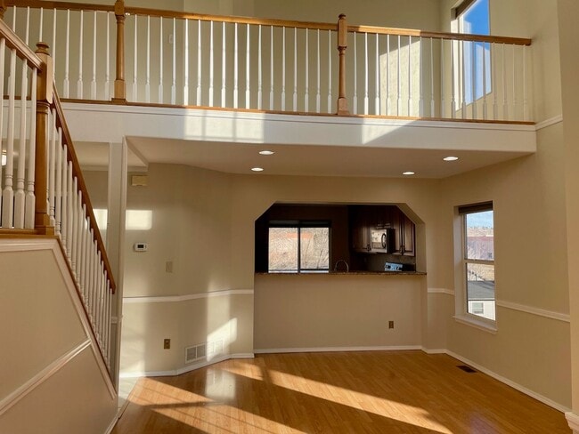 Building Photo - 1542 Chadderton Ct