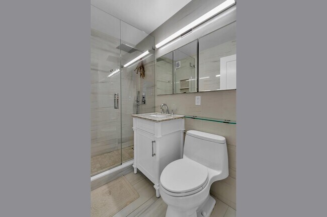 Building Photo - 345 E 93rd St