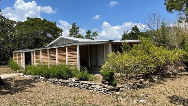 Building Photo - 1106 Indian Hollow