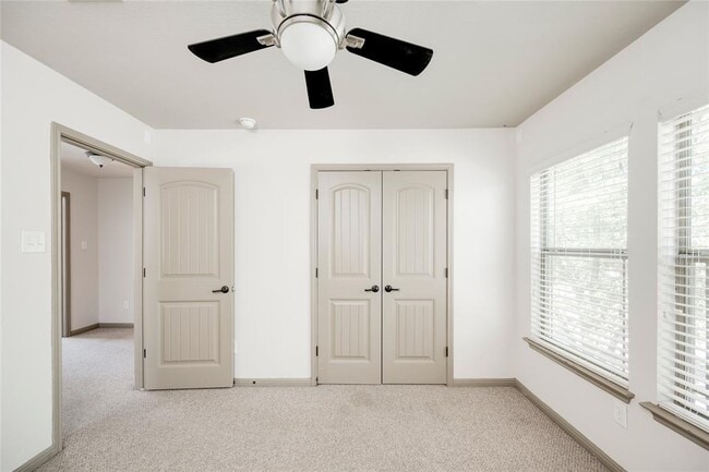 Building Photo - 483 McGarity