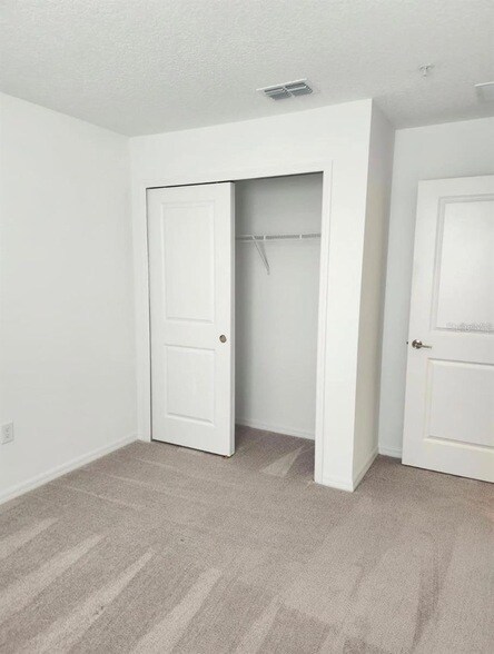 Building Photo - 4580 Calvary Wy