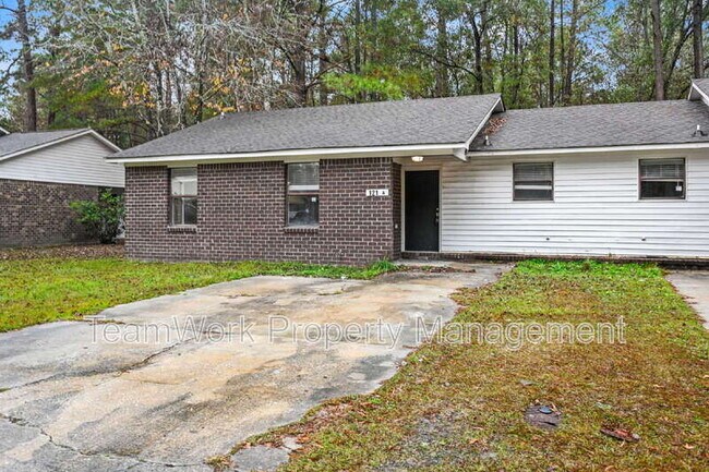 Primary Photo - 121 Canvasback Dr