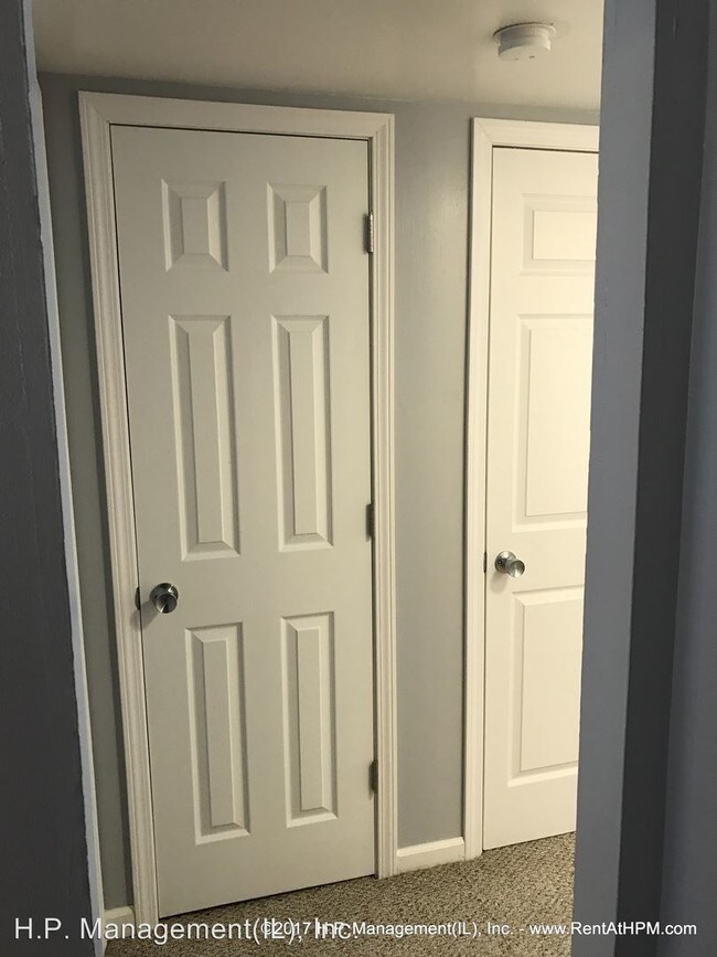 Building Photo - 414 W Union St