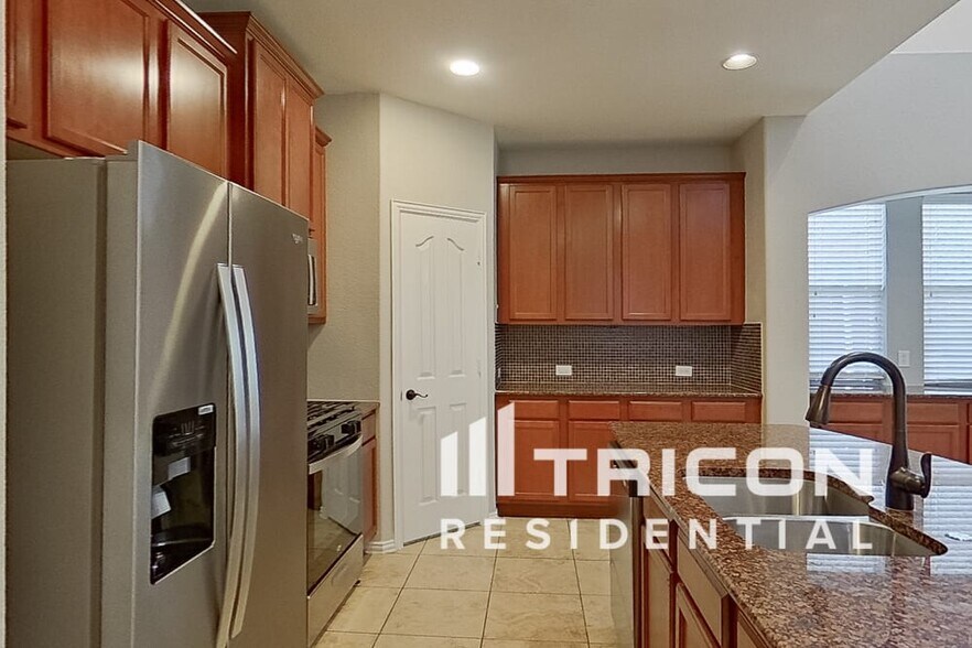 Building Photo - 9304 Harrell Dr
