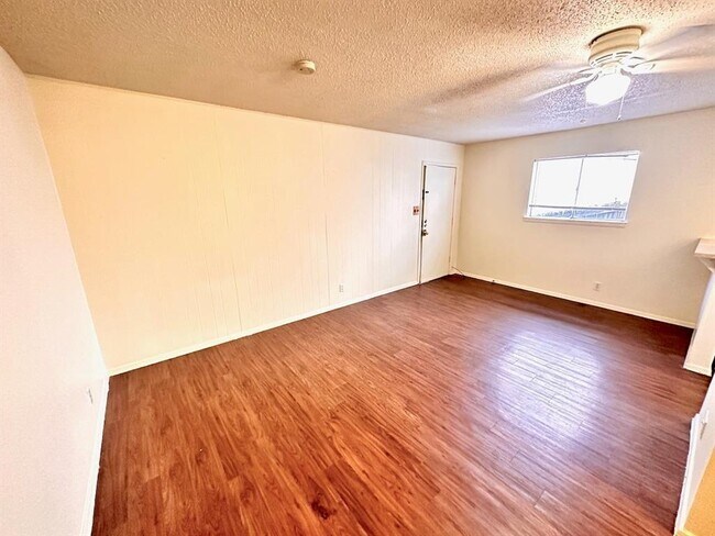 Building Photo - 4204 Speedway