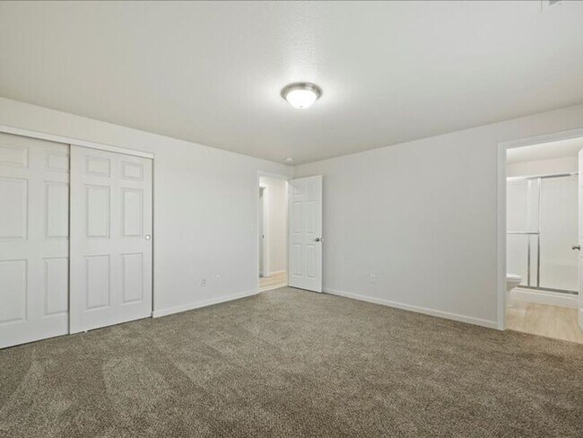 Building Photo - 7912 Quadra Dr