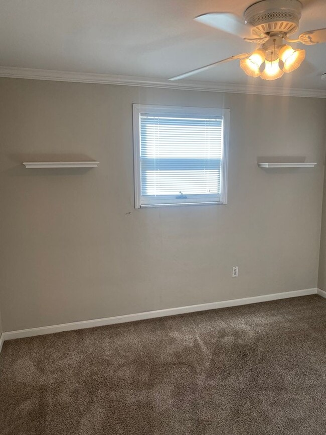 Building Photo - Amazing Single Family Home