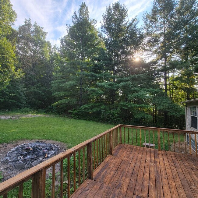 Building Photo - 3/2-Rickman, TN- For Rent