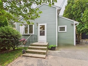 Building Photo - 124 Edgeworth Ave