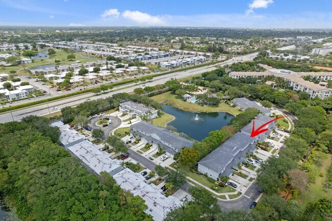 Building Photo - 16147 Sierra Palms Dr