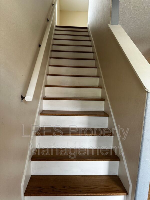 Building Photo - 2825 Cliffe Ct