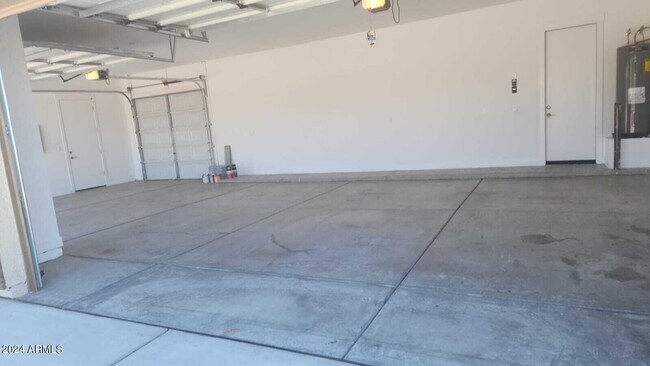 Building Photo - 10131 W Camino De Oro