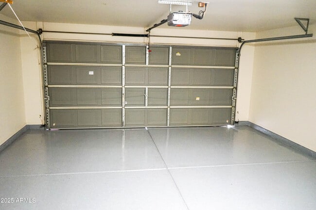 Building Photo - 898 E Monterey St