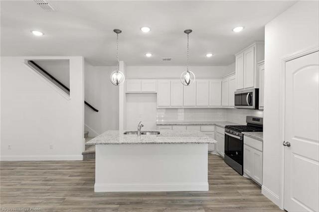 Building Photo - 217 Griffith Dr