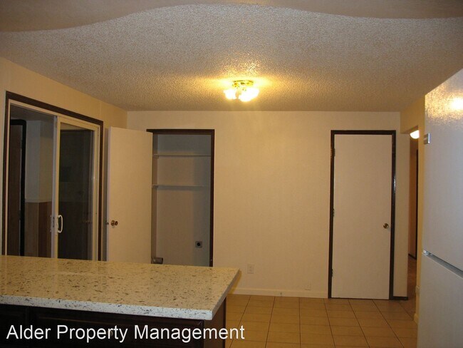 Building Photo - 4 br, 2 bath House - 17265 SE Oatfield Road