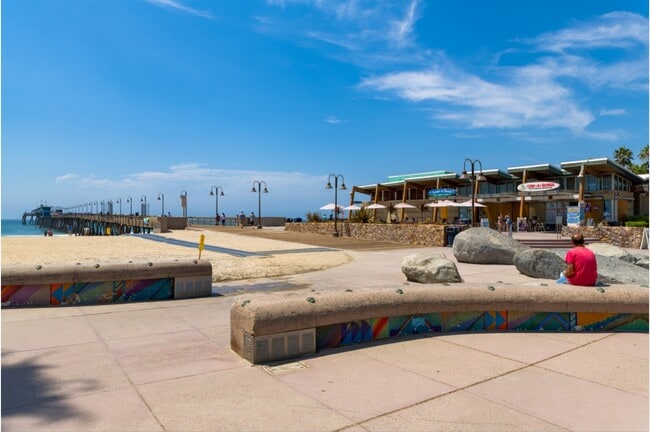 Building Photo - Imperial Beach Palms